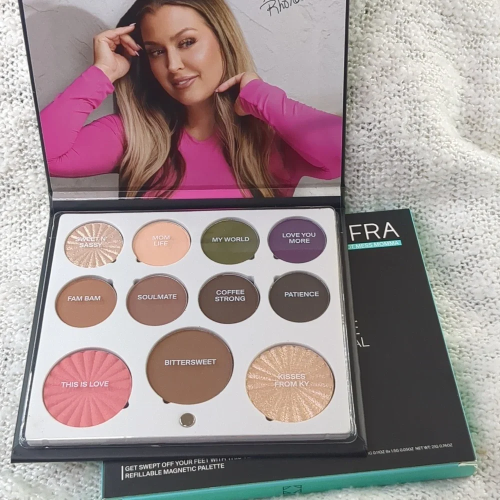 OFRA (X HOT MESS MOMMA) Mini Mix Face Palette in Unconditional, 21g/0.74oz